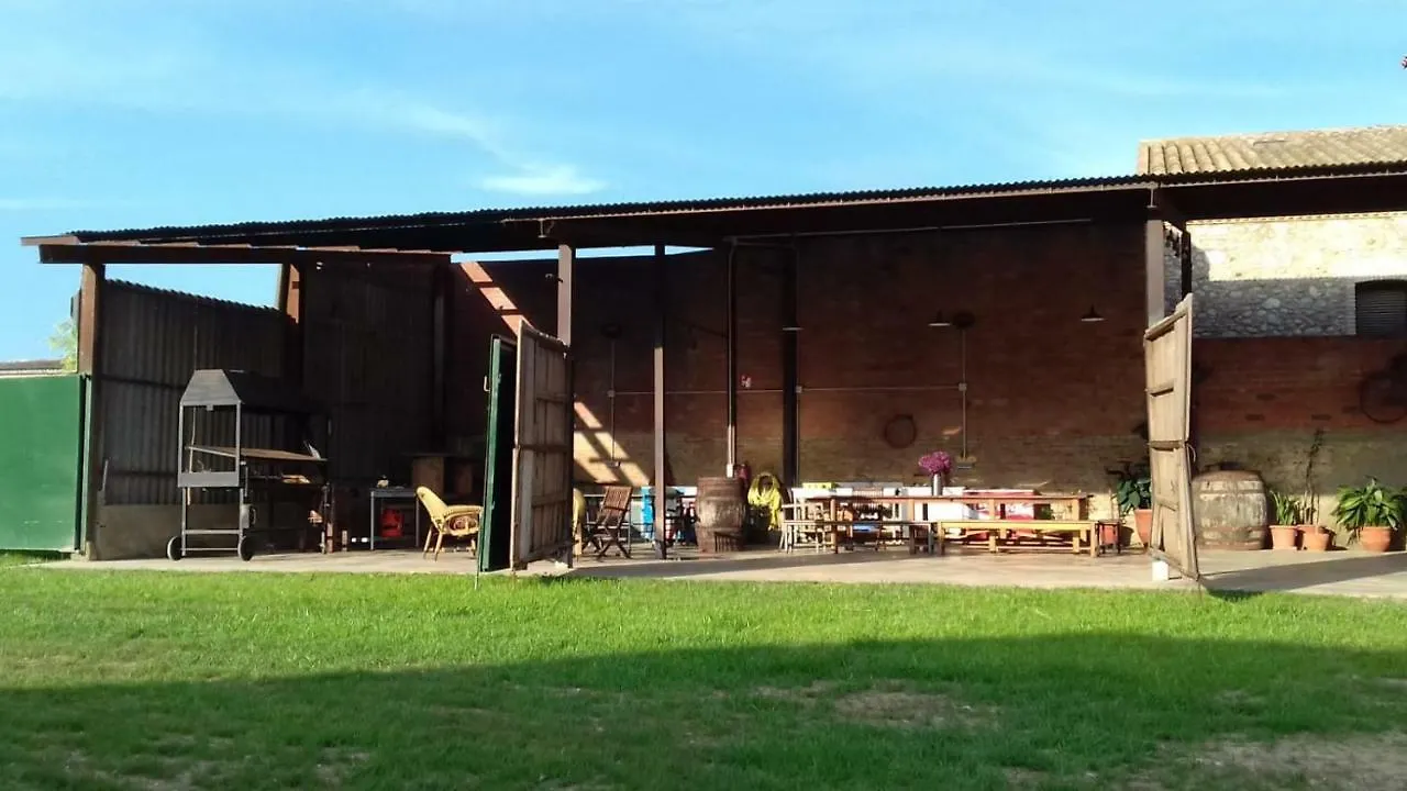 Country house Mas De Les Canyes Guest House Vilamalla